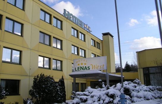 Lenas West Hotel