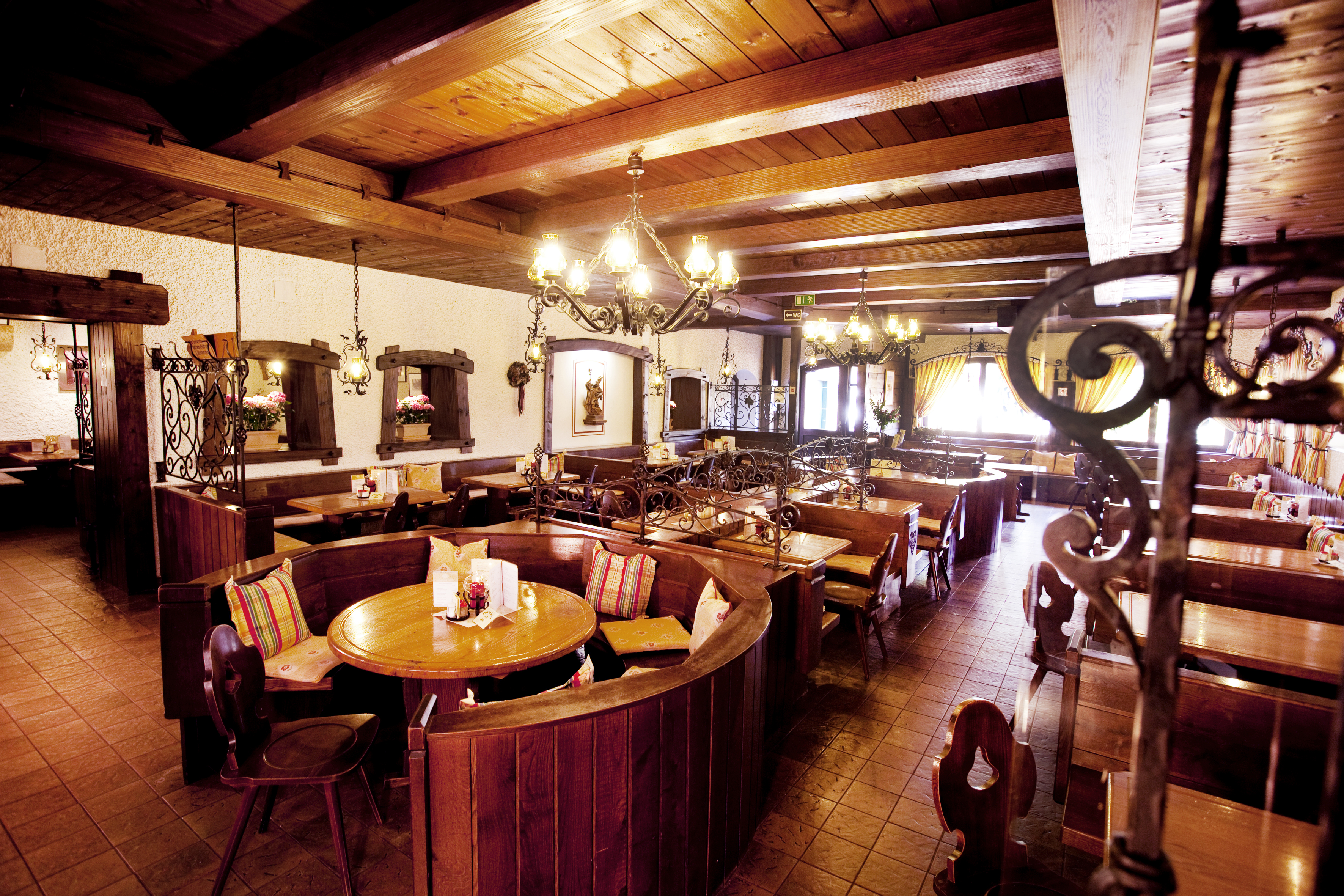 Hotel & Heuriger Schneider-Gössl
